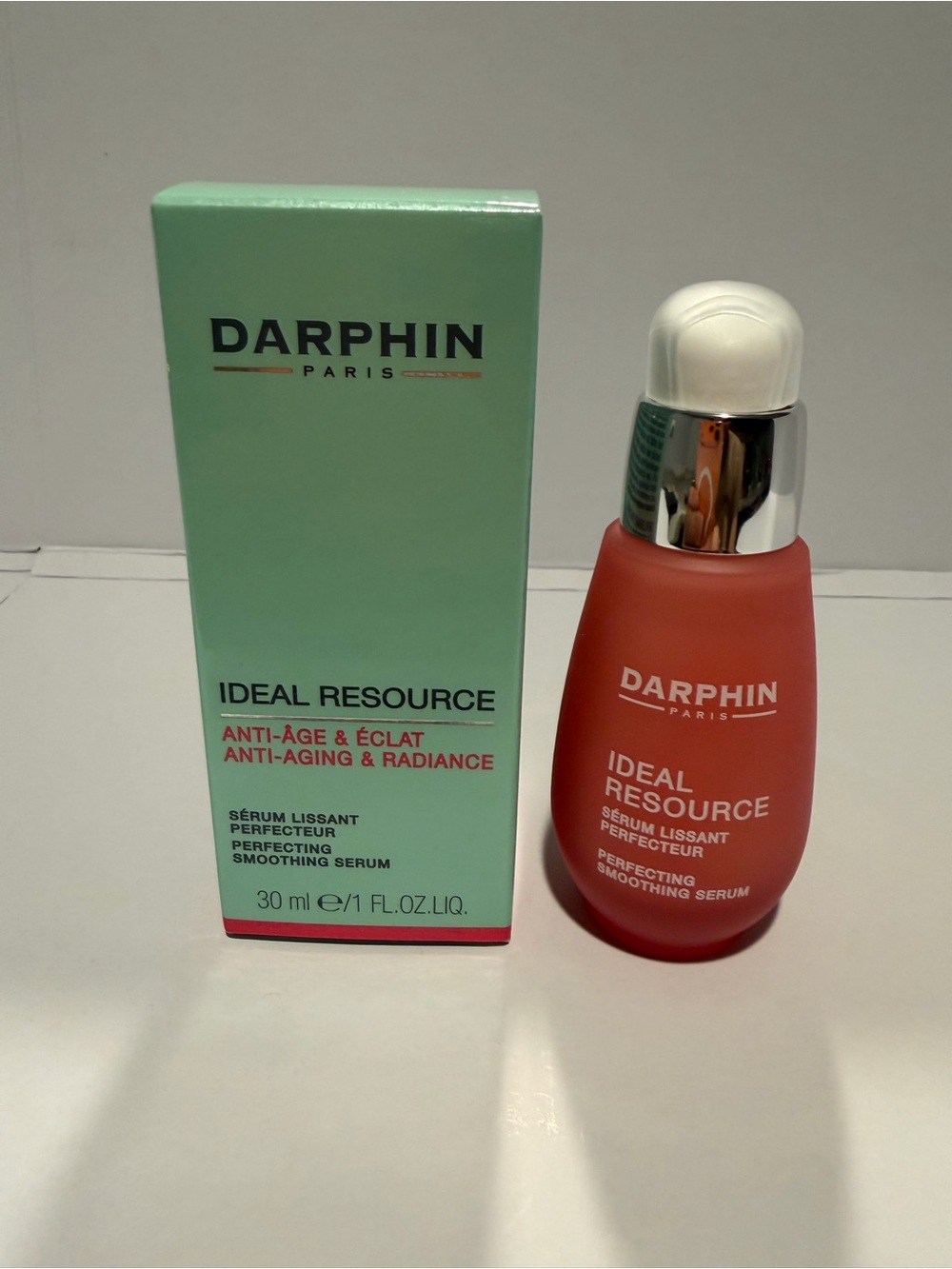 NIB darphin ideal resource anti-aging & radiance smoothing serum 1 OZ